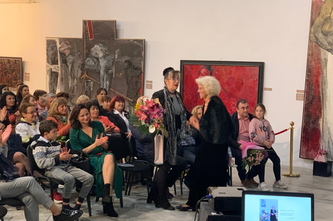 Ваня Делийска представи книгата си "Моите стръмни пътеки"